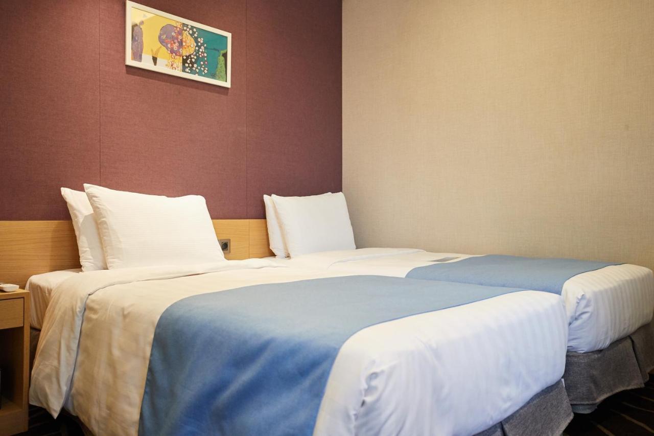 Days Hotel By Wyndham Seoul Myeongdong Zewnętrze zdjęcie