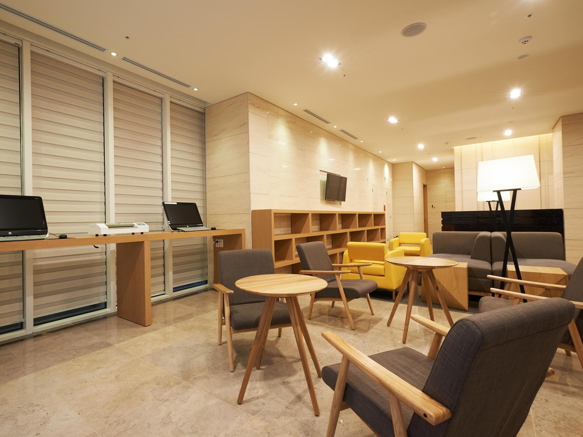 Days Hotel By Wyndham Seoul Myeongdong Zewnętrze zdjęcie