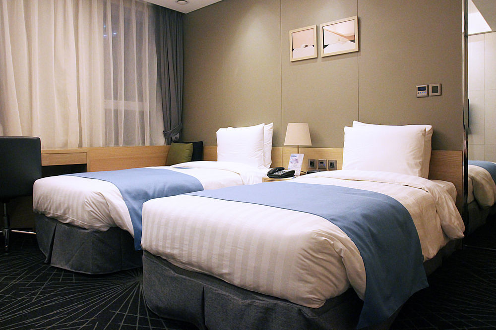 Days Hotel By Wyndham Seoul Myeongdong Zewnętrze zdjęcie