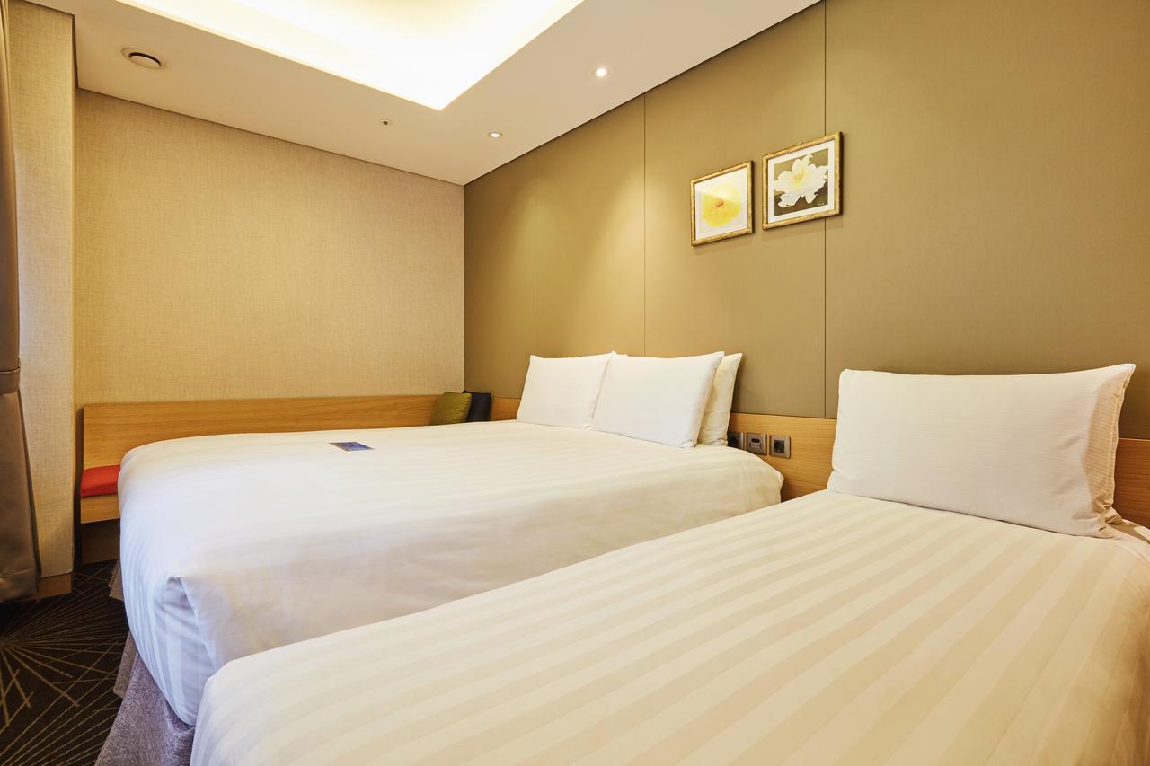 Days Hotel By Wyndham Seoul Myeongdong Zewnętrze zdjęcie